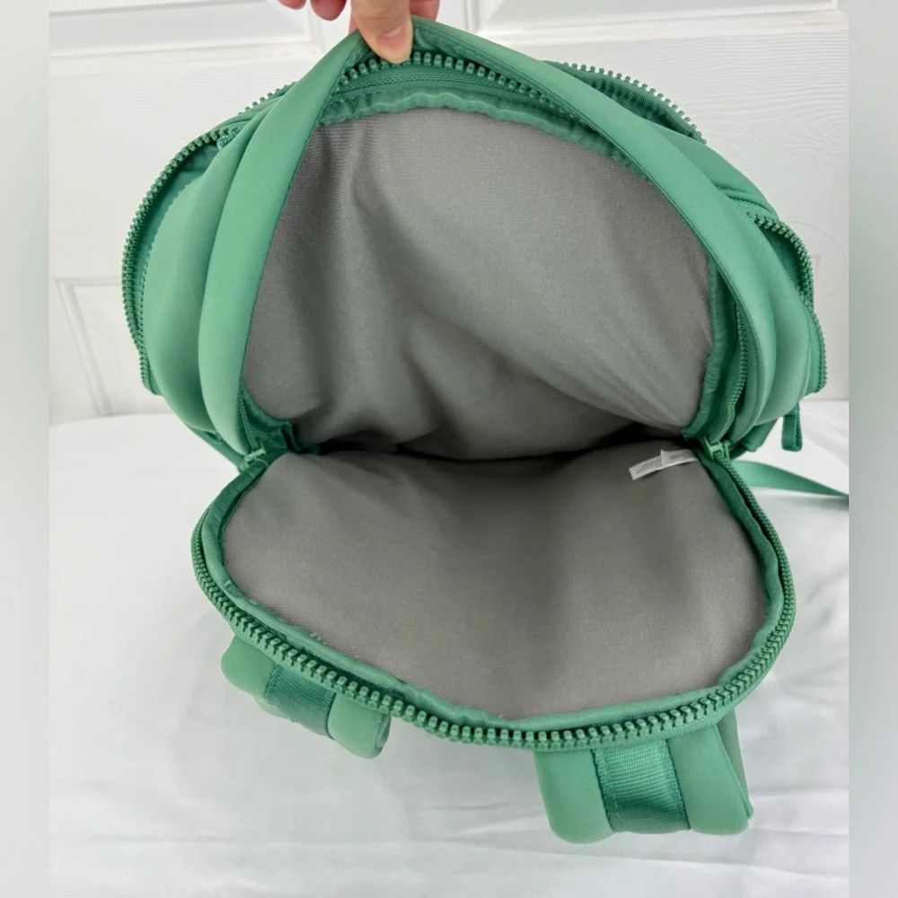 All In Motion Faux Neoprene Laptop Backpack Green, NWOT - Picture 6 of 11